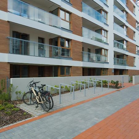 Bright & Stylish Apartment With Balcony 1,5 Km To Gdansk Main City By Noclegi Renters Exterior photo