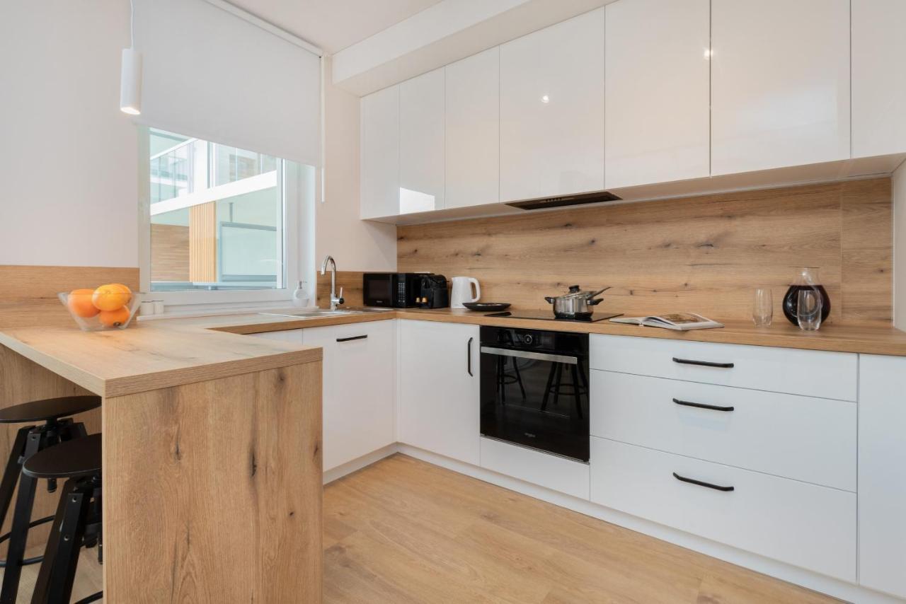 Bright & Stylish Apartment With Balcony 1,5 Km To Gdansk Main City By Noclegi Renters Exterior photo