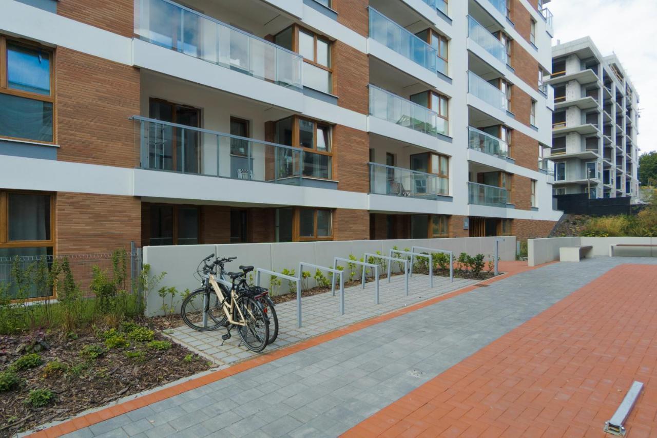 Bright & Stylish Apartment With Balcony 1,5 Km To Gdansk Main City By Noclegi Renters Exterior photo