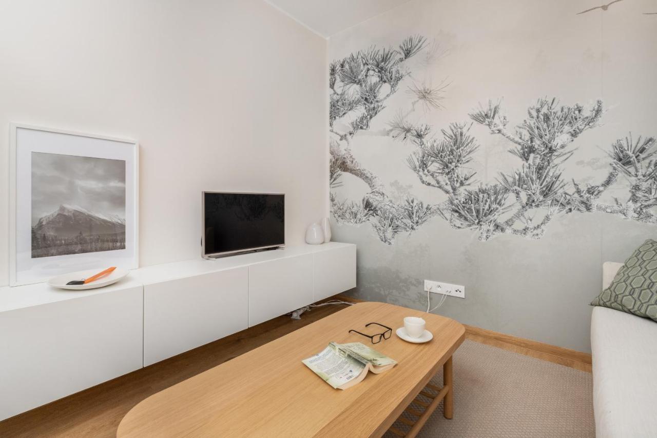 Bright & Stylish Apartment With Balcony 1,5 Km To Gdansk Main City By Noclegi Renters Exterior photo