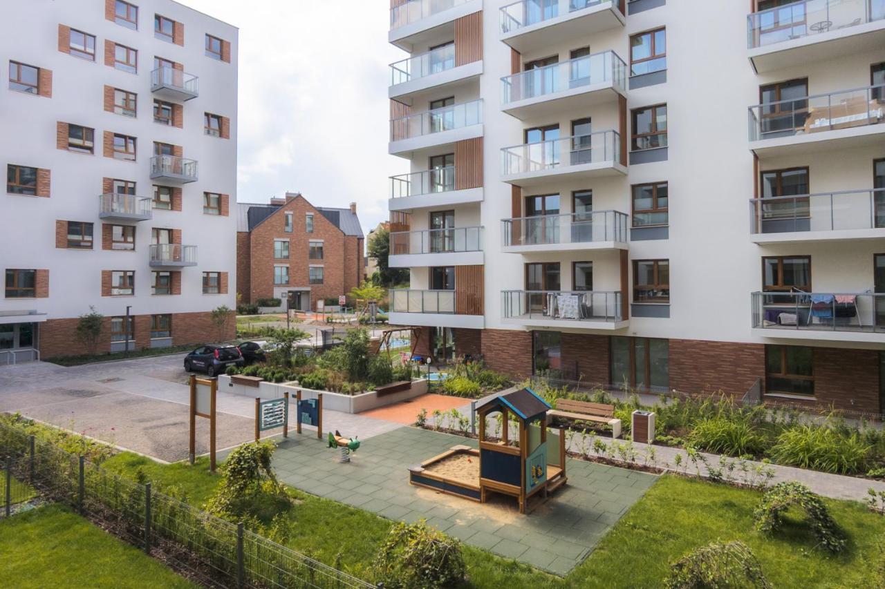 Bright & Stylish Apartment With Balcony 1,5 Km To Gdansk Main City By Noclegi Renters Exterior photo