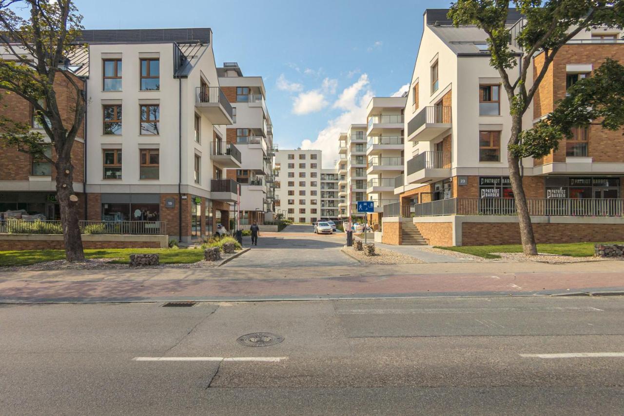 Bright & Stylish Apartment With Balcony 1,5 Km To Gdansk Main City By Noclegi Renters Exterior photo